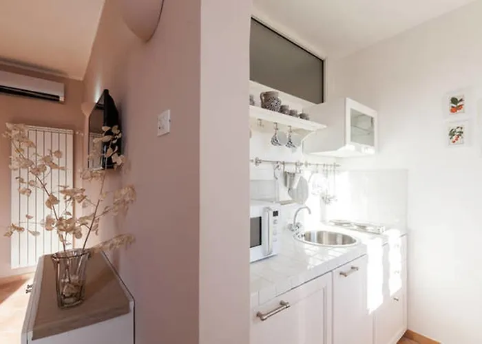 לינה וארוחת בוקר Candia House 50