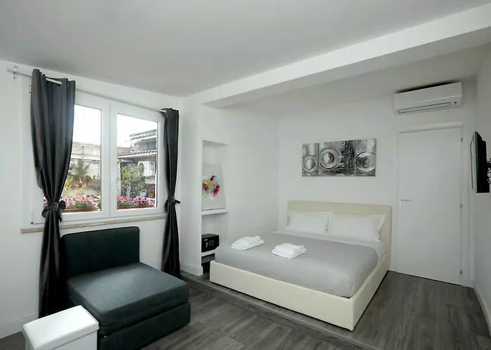 Candia House 50